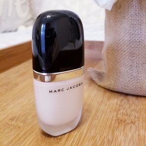 MARC JACOBS BEAUTY Genius Gel Foundation-Shade 10